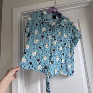 Her Universe Disney Parks Snack Crop-top